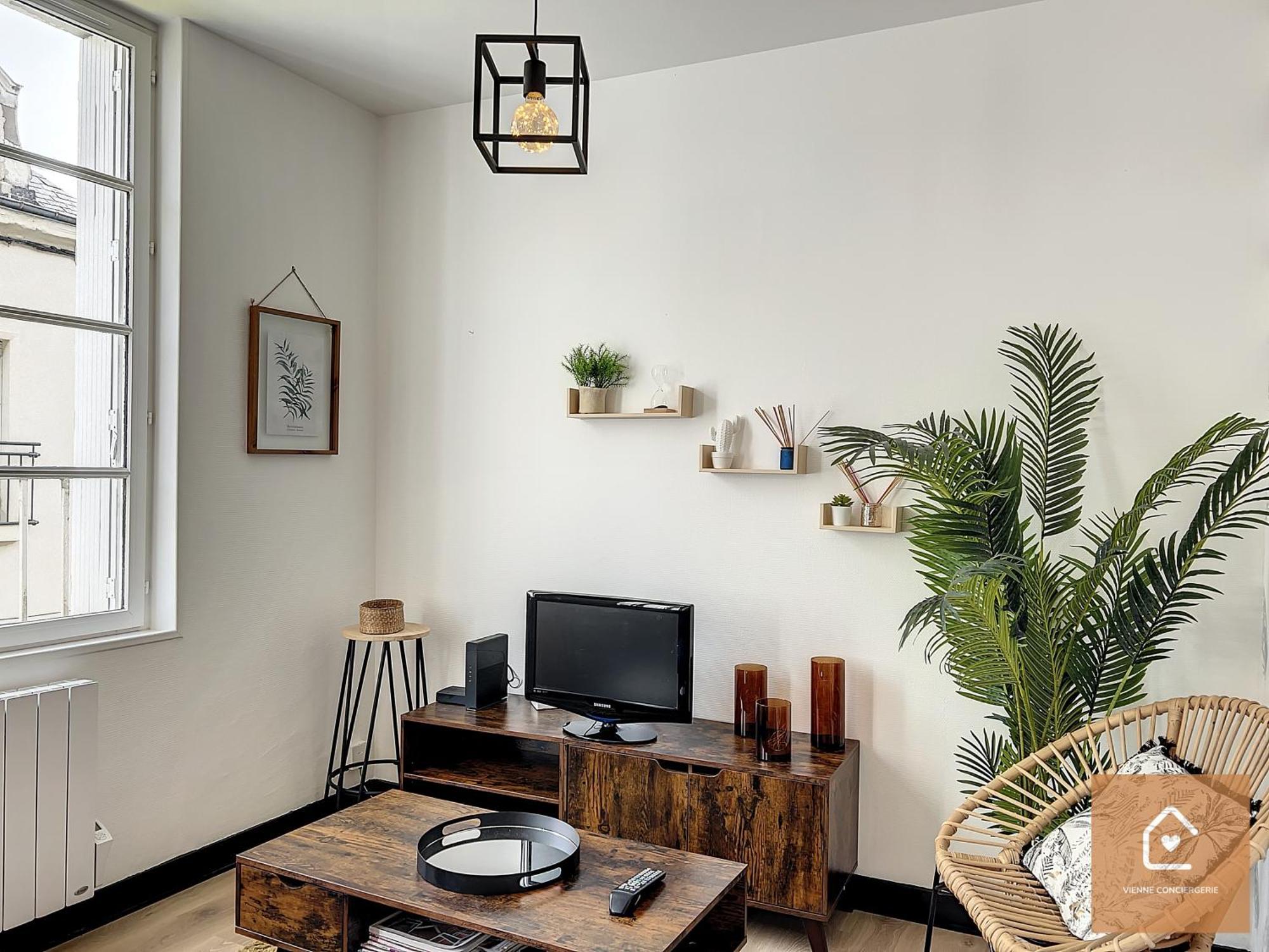 Apartment Bienvenue Chez Noemie - Arrivee Autonome Chatellerault